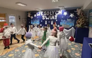 Tańczące dzieci